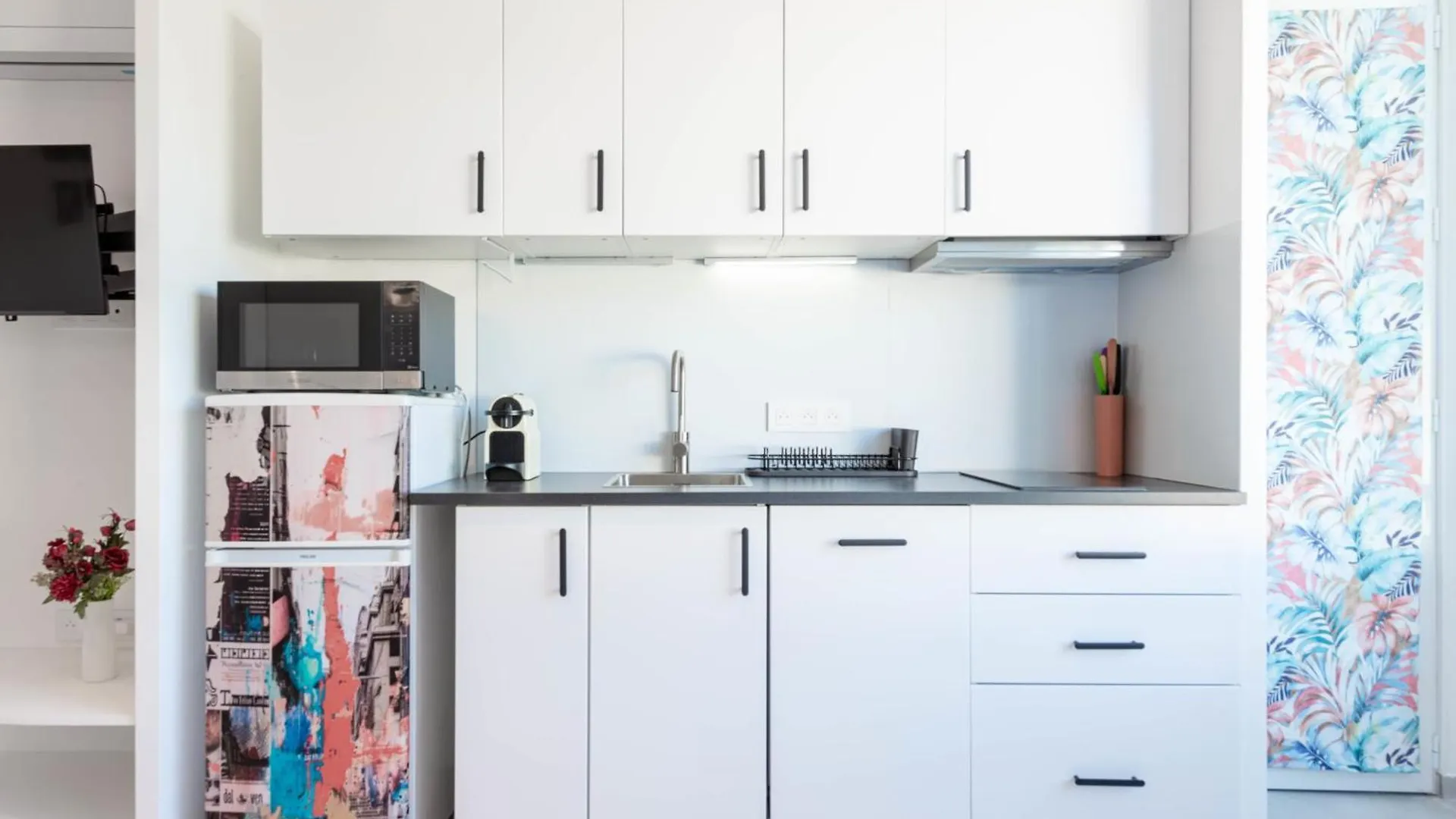 1-Br Apartment Quiet Area Near Cannes Center